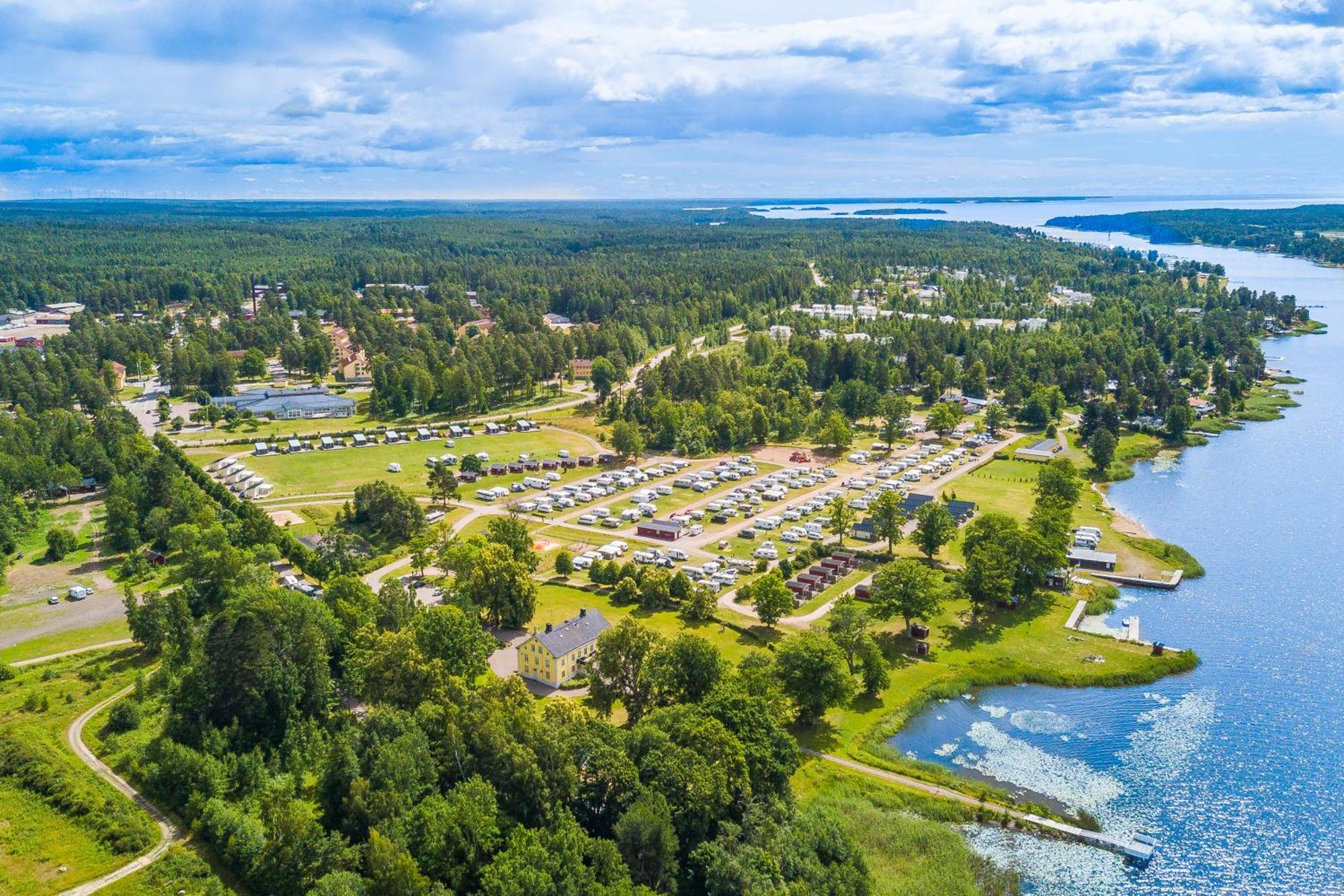 Kristinehamn Herrgardscamping & Stugor Eksteriør billede